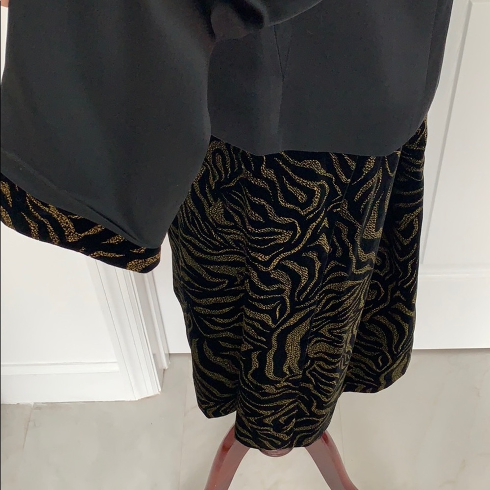 Authentic Gianni Versace Classic V2 2 piece Suit - Picture 3 of 8